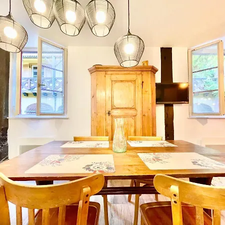 - Le Nichoir - Centre Historique - Parking Gratuit - Box Velo & Poussette * Colmar