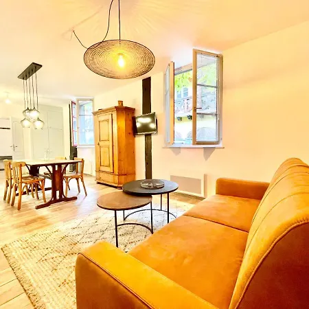 - Le Nichoir - Centre Historique - Parking Gratuit - Box Velo & Poussette Colmar