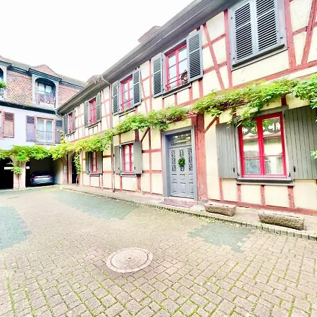 Apartament - Le Nichoir - Centre Historique - Parking Gratuit - Box Velo & Poussette
