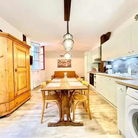 - Le Nichoir - Centre Historique - Parking Gratuit - Box Velo & Poussette Apartament