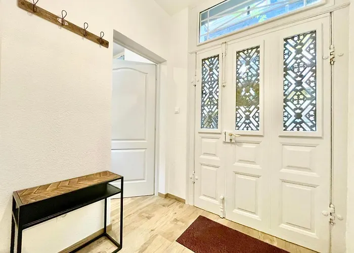 Апартаменты - Le Nichoir - Centre Historique - Parking Gratuit - Box Velo & Poussette *