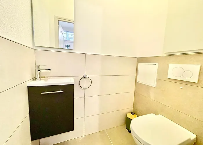 - Le Nichoir - Centre Historique - Parking Gratuit - Box Velo & Poussette Кольмар