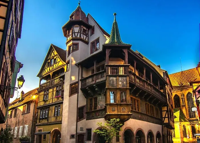 Апартаменты - Le Nichoir - Centre Historique - Parking Gratuit - Box Velo & Poussette *