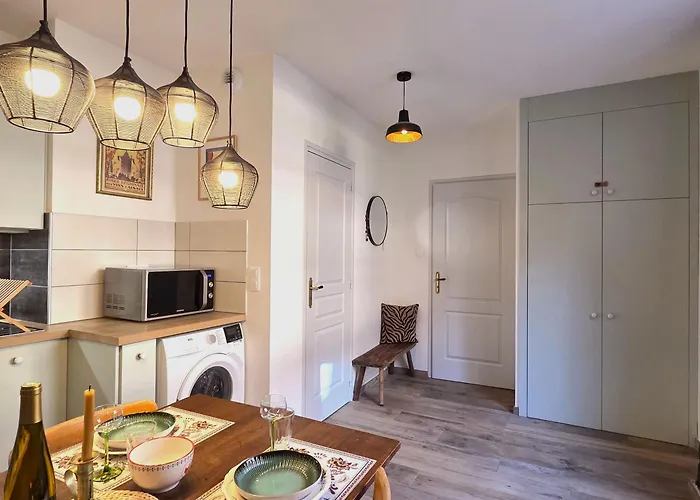 Апартаменты - Le Nichoir - Centre Historique - Parking Gratuit - Box Velo & Poussette